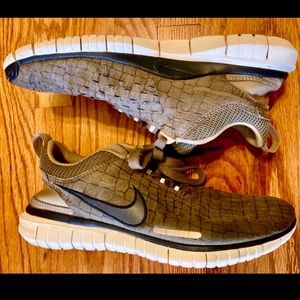 🔥 Nike Free Run Brown Suede Crocodile Design Men’s Shoes Size 8